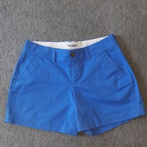 Ladies Old Navy chino shorts